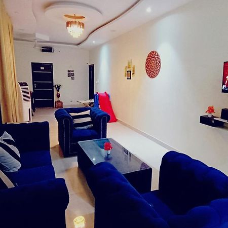 Atulyam Stays Sushant Golf City Lucknow Buitenkant foto