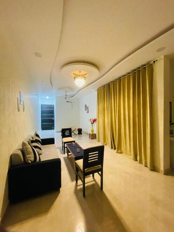 Atulyam Stays Sushant Golf City Lucknow Buitenkant foto