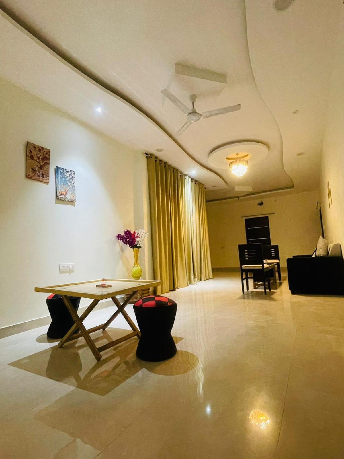 Atulyam Stays Sushant Golf City Lucknow Buitenkant foto