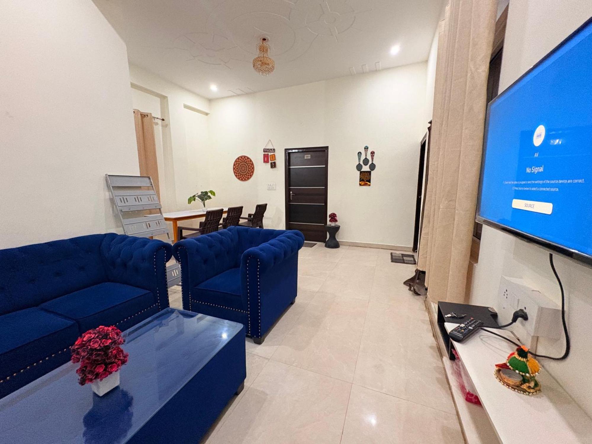 Atulyam Stays Sushant Golf City Lucknow Buitenkant foto