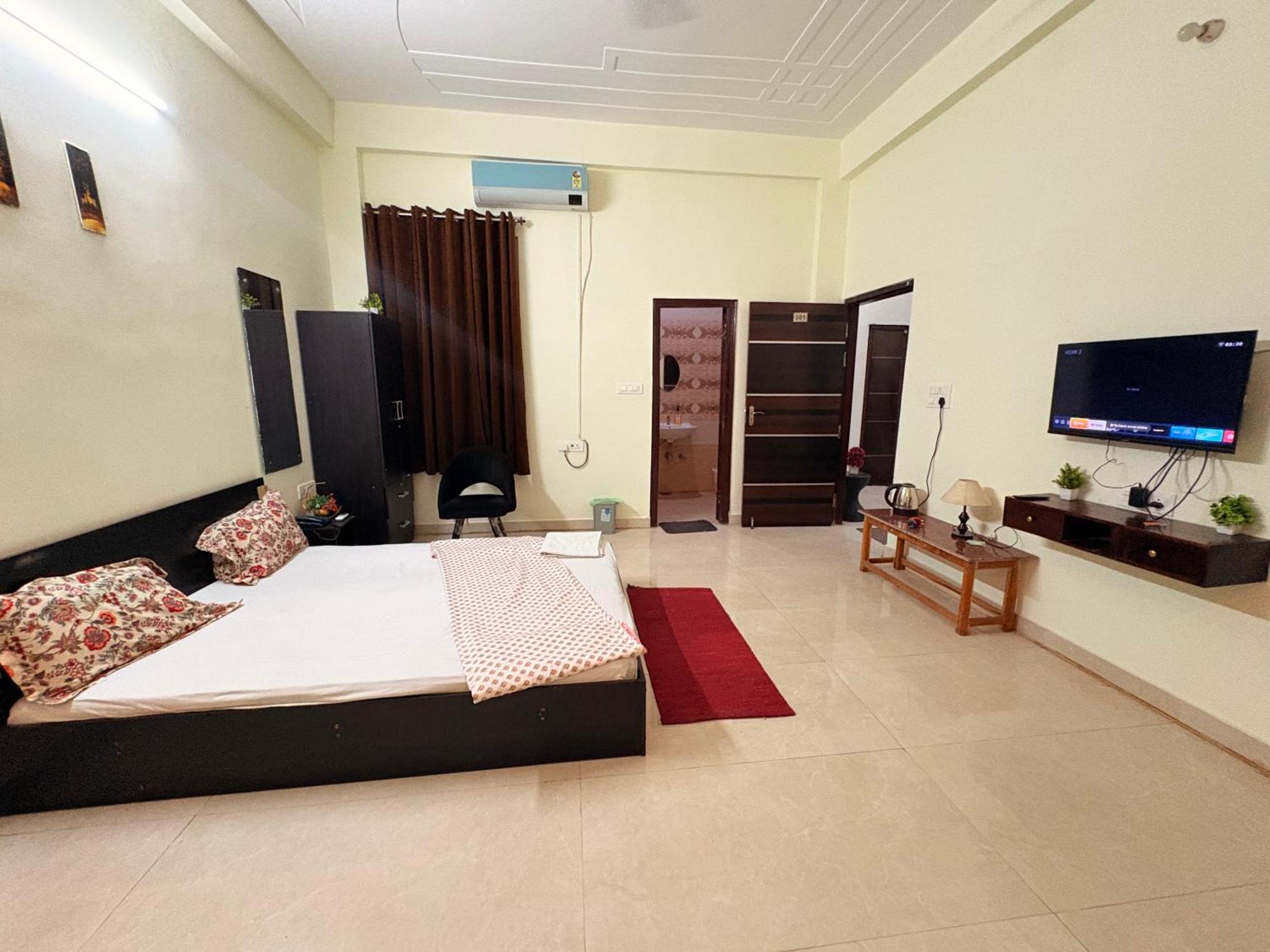 Atulyam Stays Sushant Golf City Lucknow Buitenkant foto